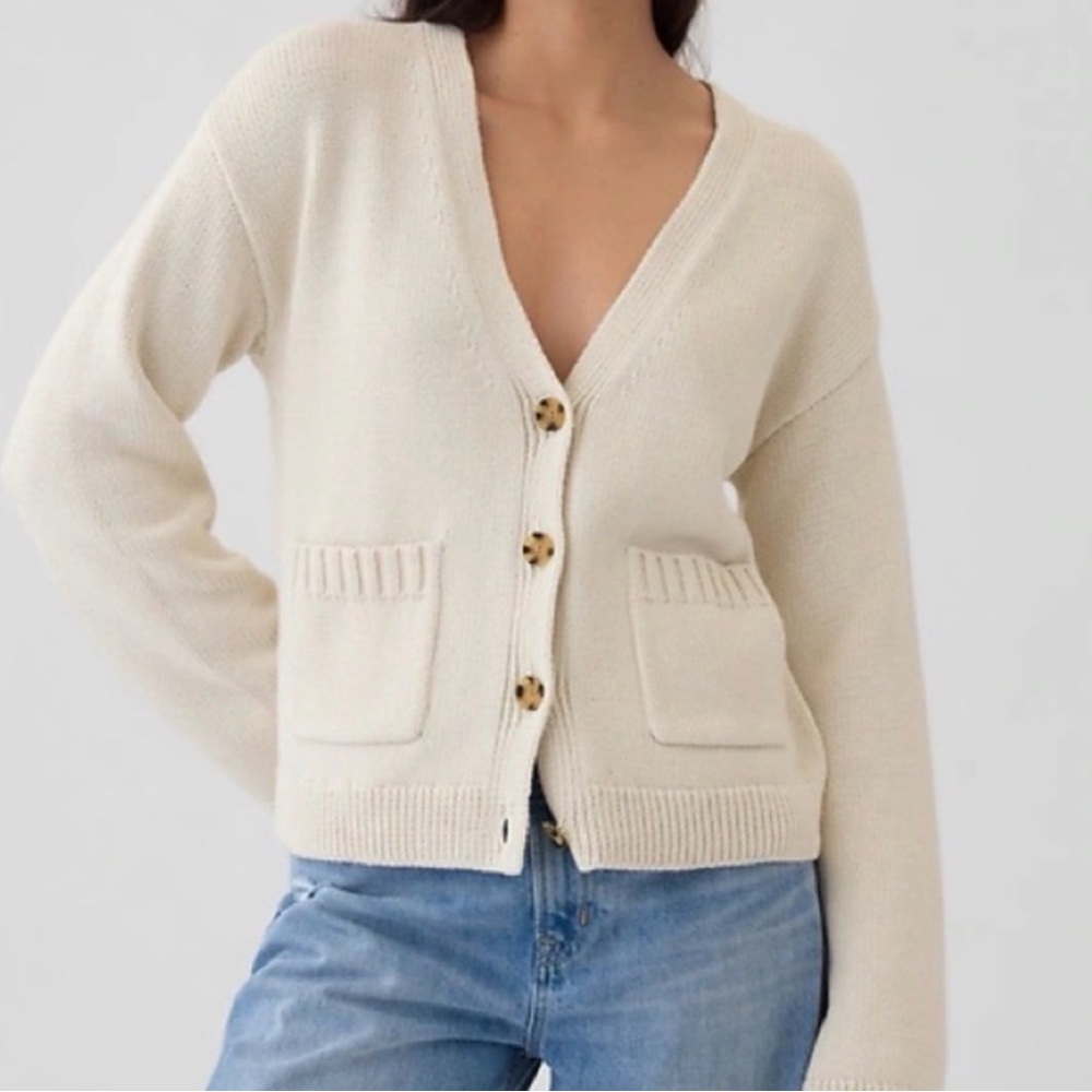 Gap Wide Sleeve Cream Cardigan Sweater